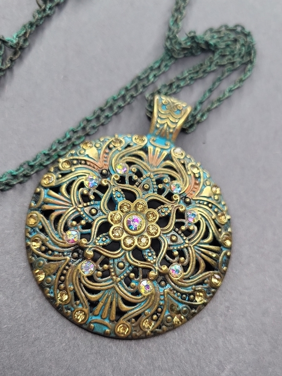 Jewelry - Antique-Style Gold & Teal Filigree Pendant Necklace